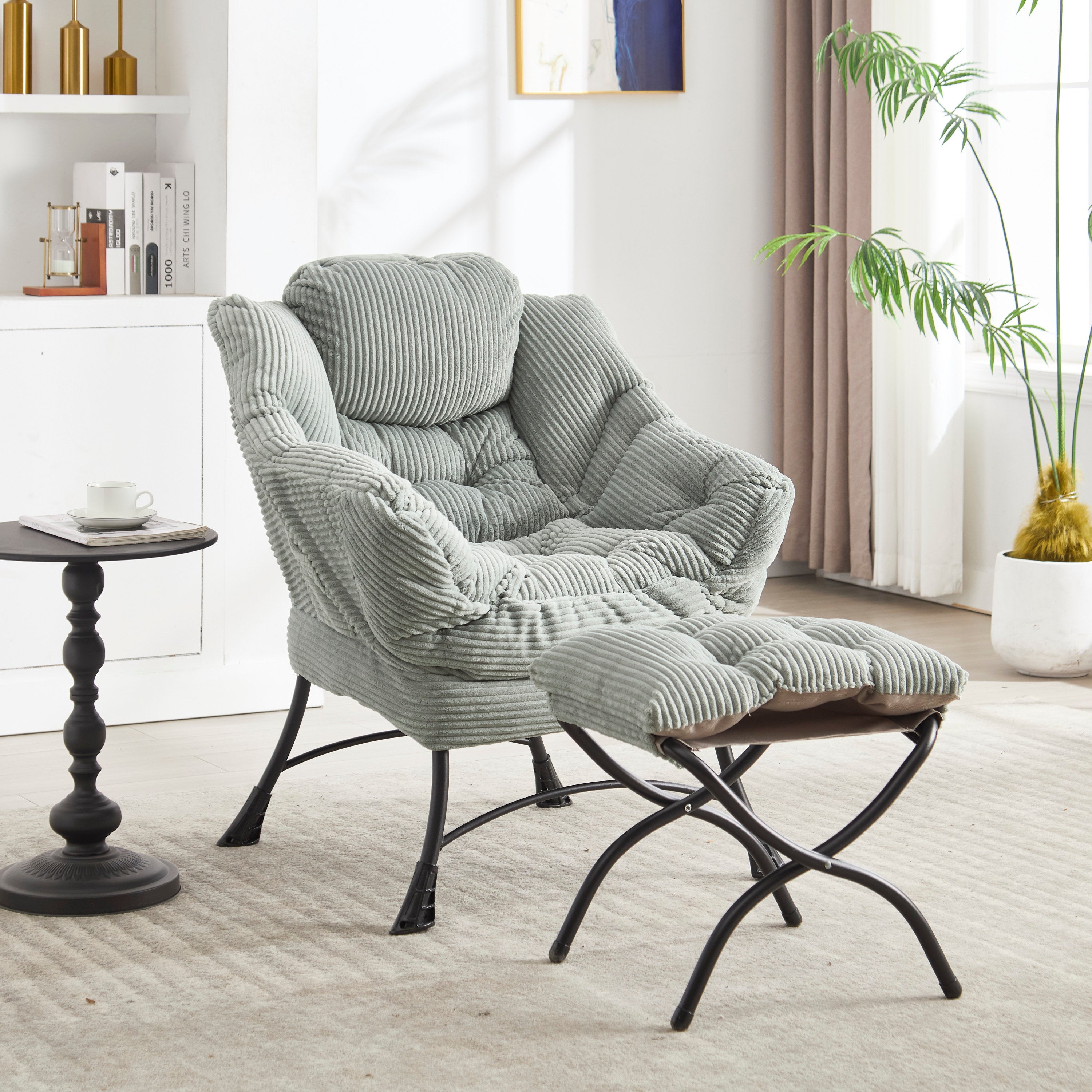 Light green Osman's lazy chair