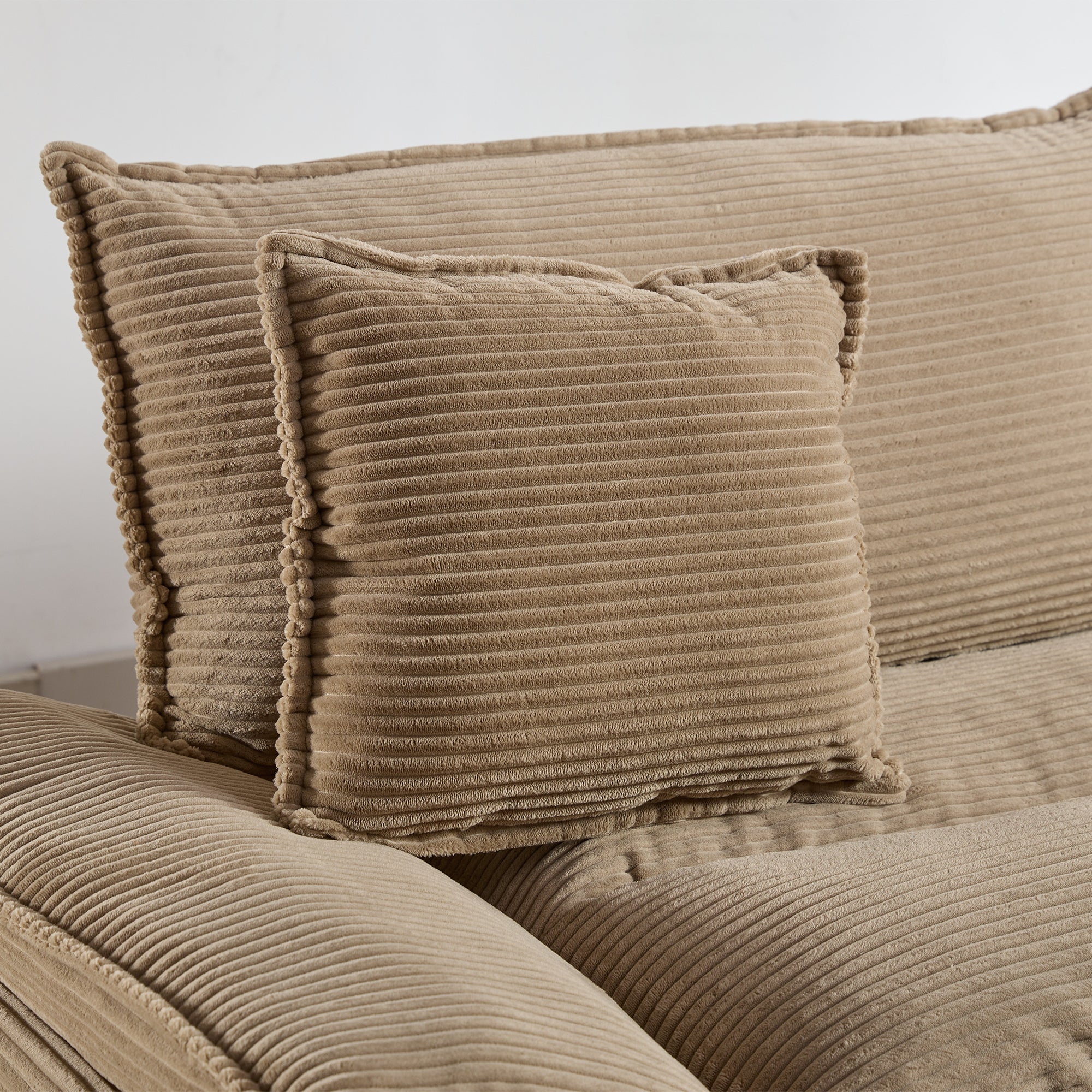Corduroy sofas suitable for multiple scenarios. (khaki)