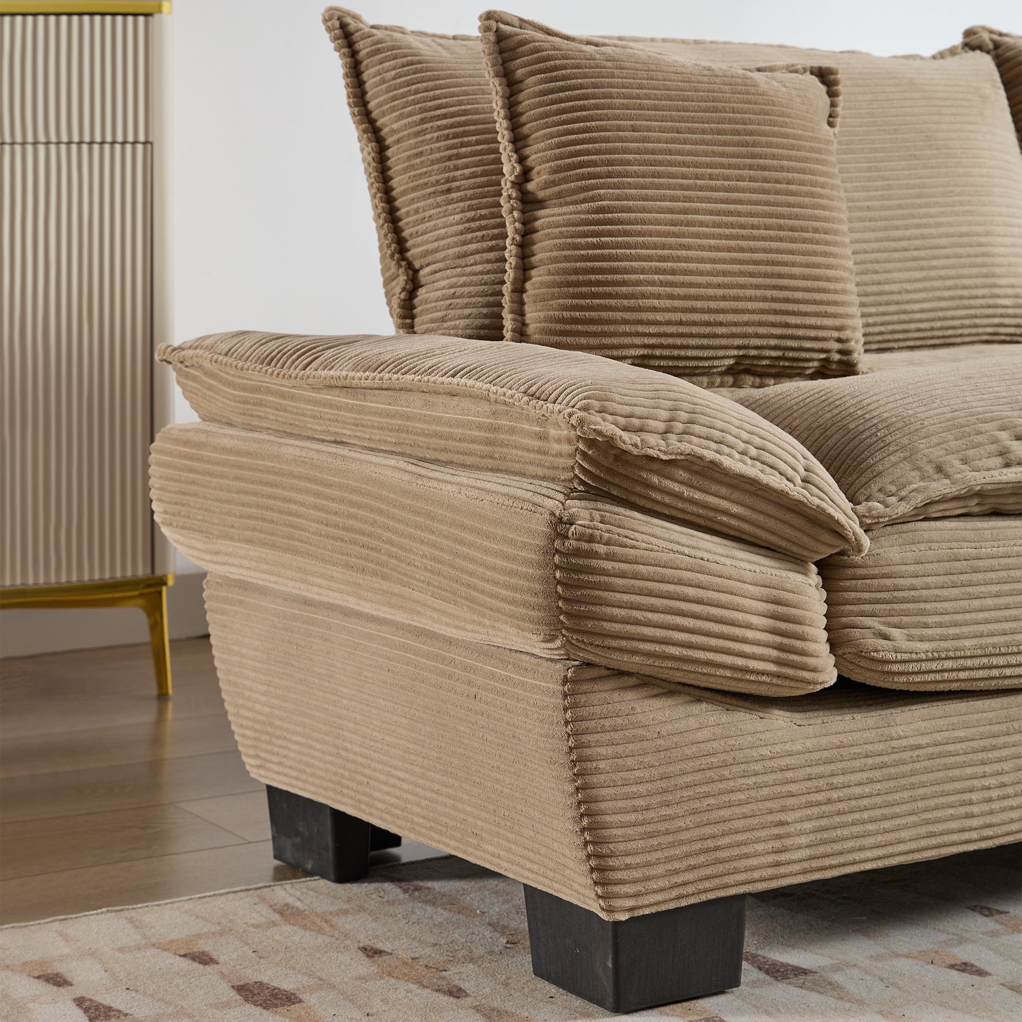 Corduroy sofas suitable for multiple scenarios. (khaki)