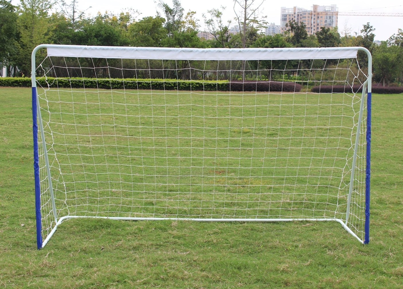 8 × 5 - foot football goal and net（white） - KiKiUMi