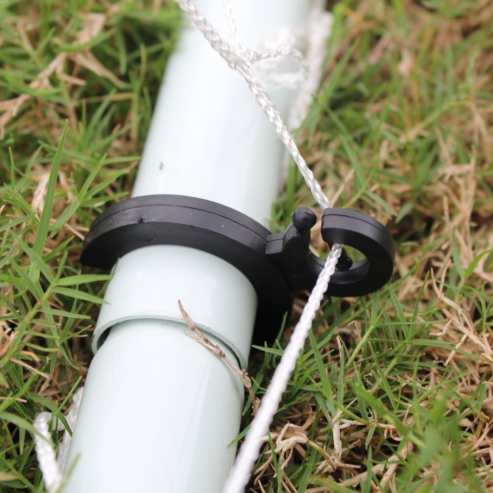 8 × 5 - foot football goal and net（white） - KiKiUMi