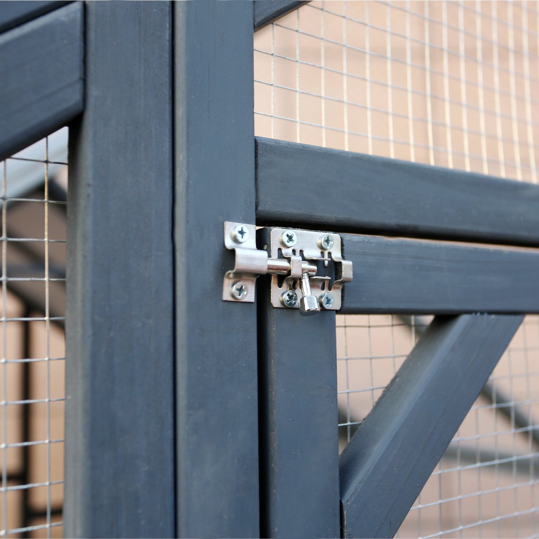 Large outdoor wooden cat enclosures - KiKiUMi