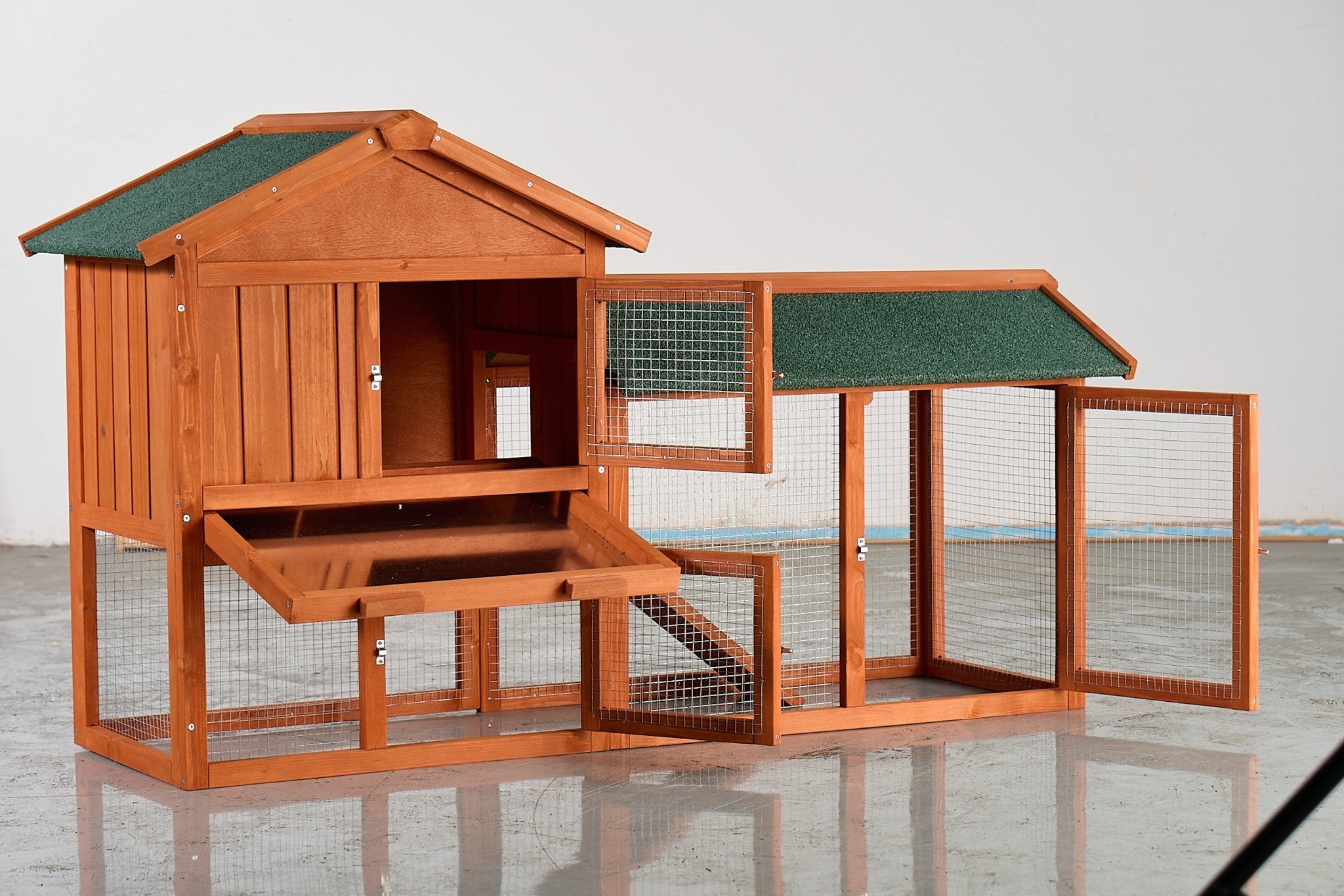 Large wooden cages for rabbits, chickens and guinea pigs - KiKiUMi