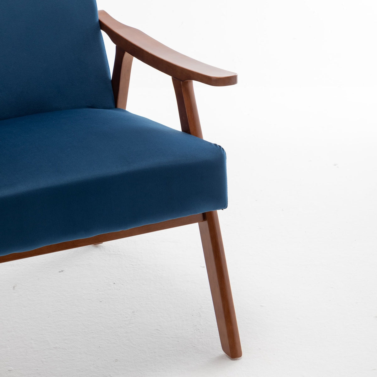 Medieval modern wing-back lounge chair(blue) - KiKiUMi