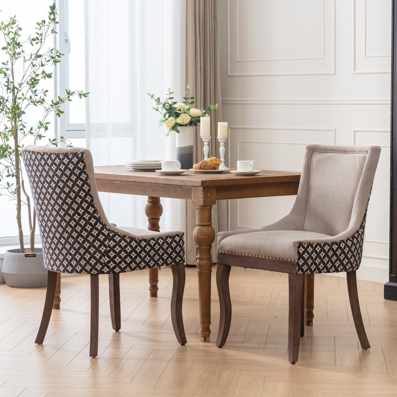 Retro-style thickened fabric light luxury high-back dining chair（beige+black） - KiKiUMi