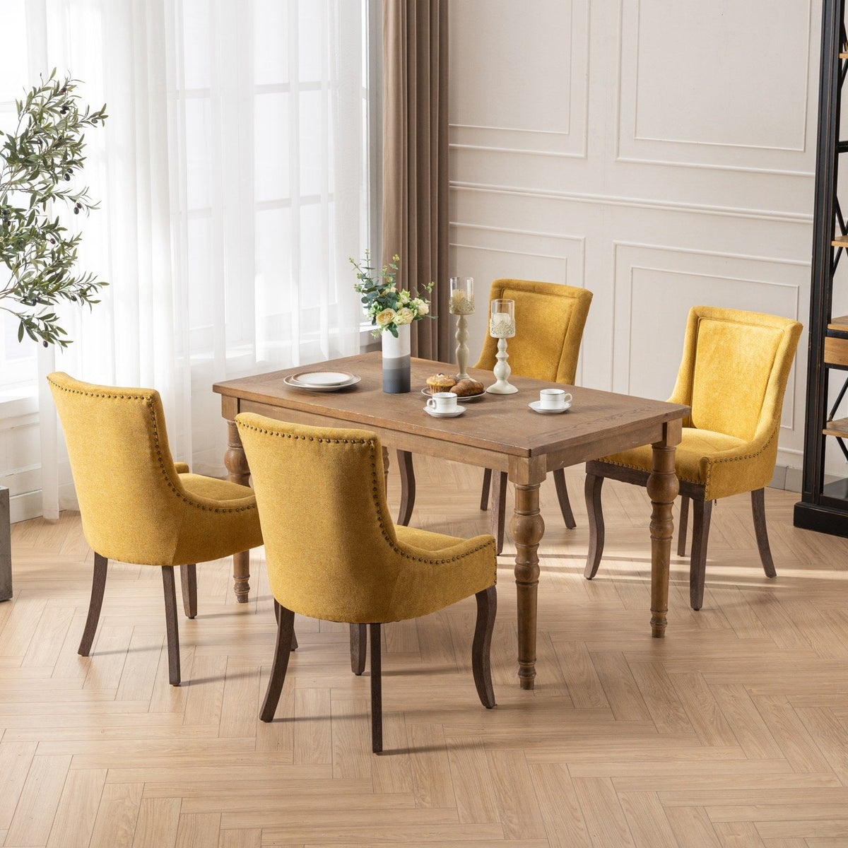 Retro-style thickened fabric light luxury high-back dining chair（golden） - KiKiUMi