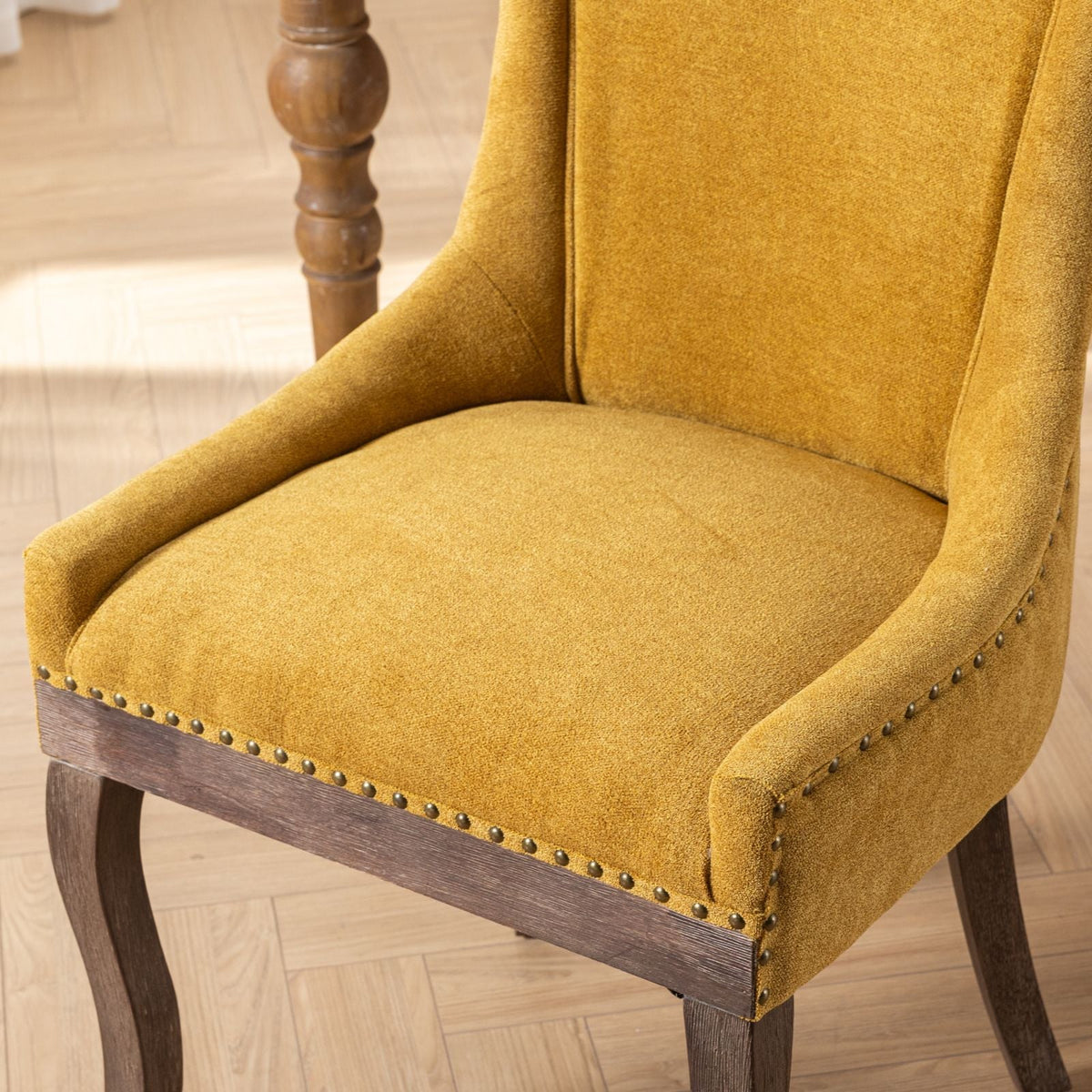 Retro-style thickened fabric light luxury high-back dining chair（golden） - KiKiUMi